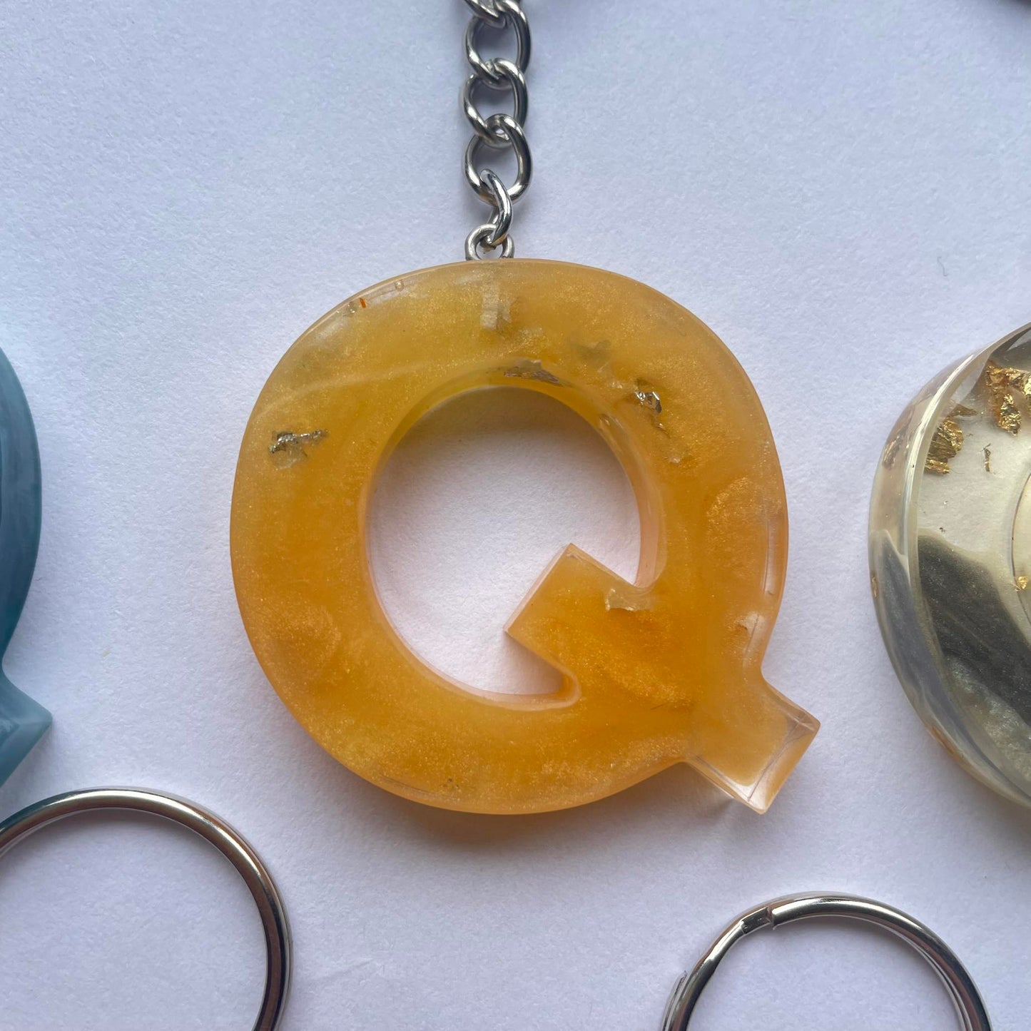 Keychain - Q