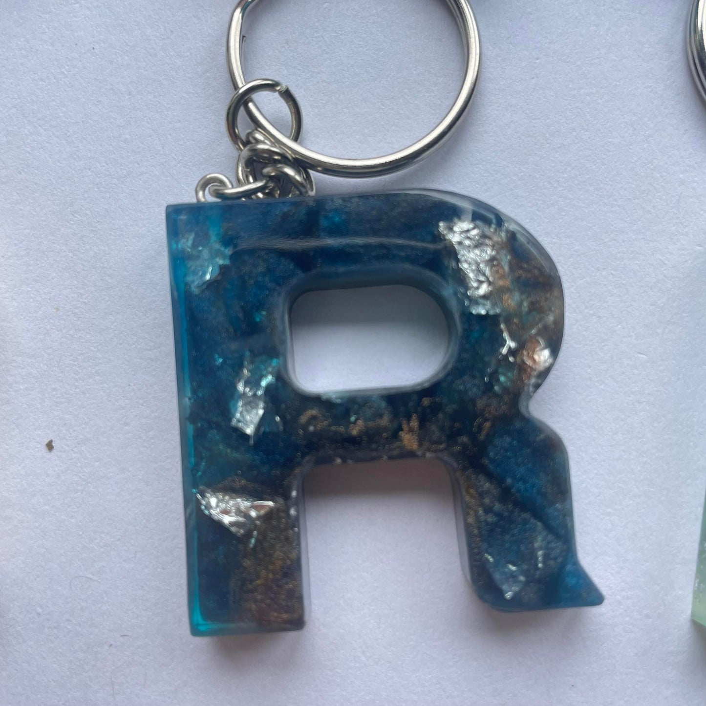 Keychain - R